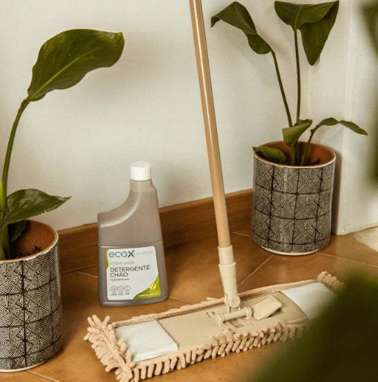 Detergente Chão Alfazema 0.85LT